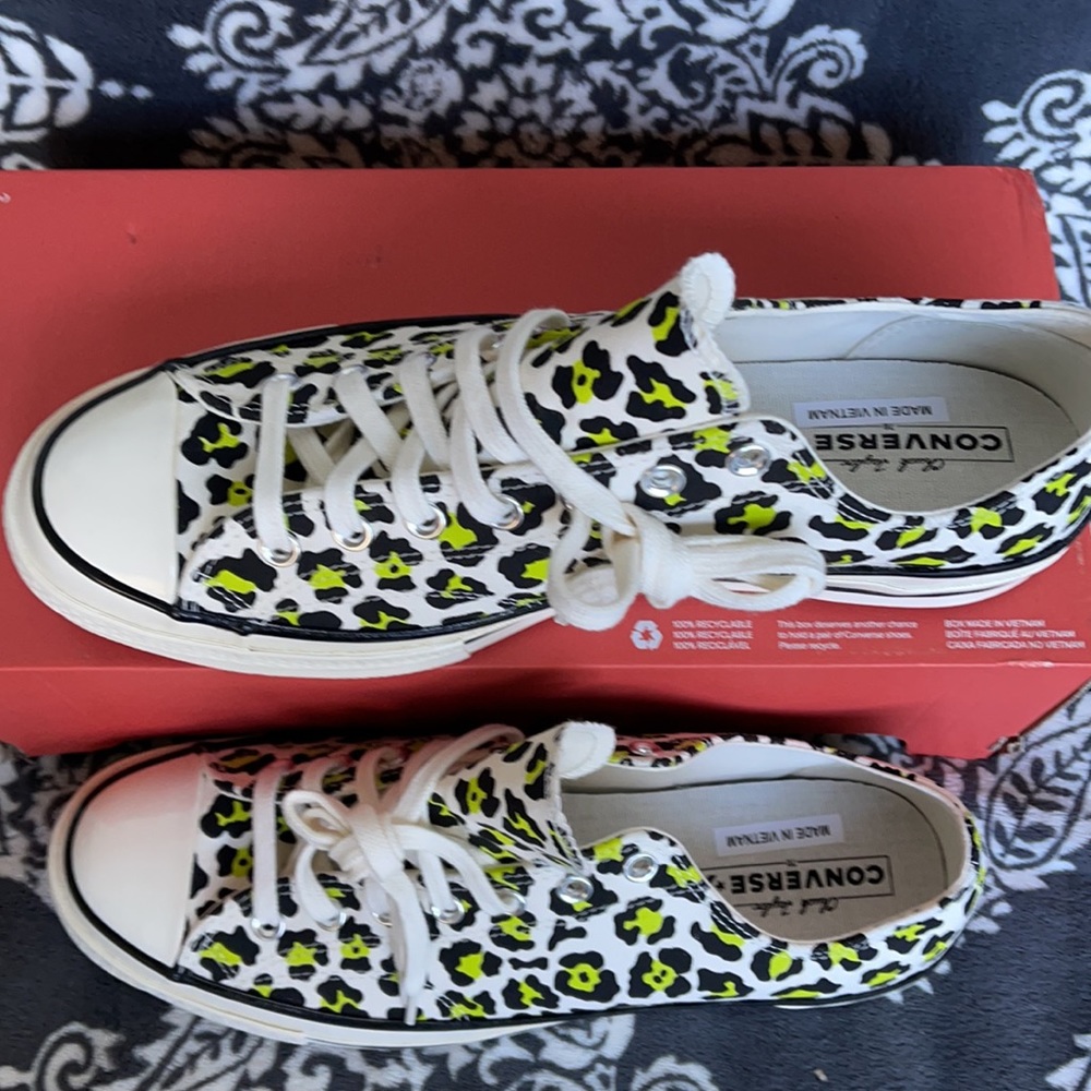 Converse Chuck Taylor 70 All Star OX Egret/Black/Bold Light MEN`S - Picture 3 of 16